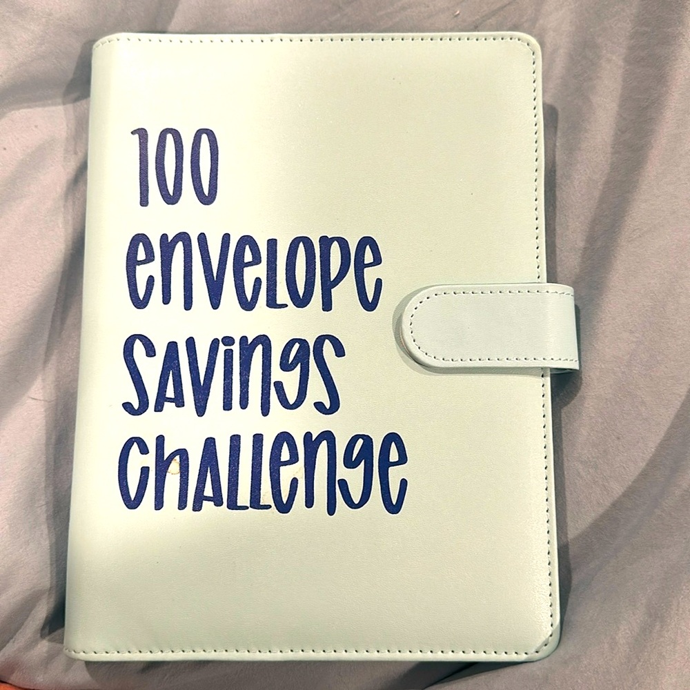 100 saving envelopes
